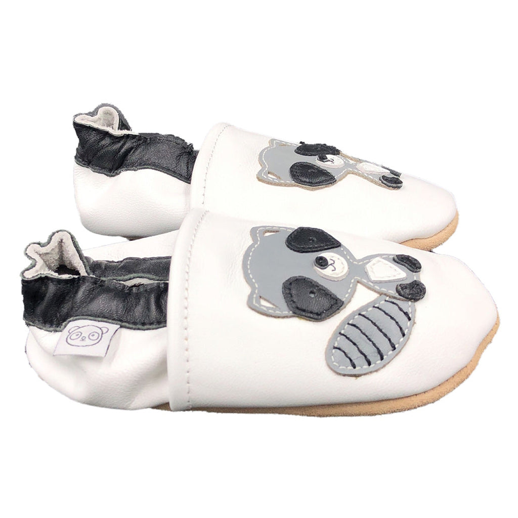 Panda Feet Sisätossut Valkoinen Pesukarhu - Tarvike - Panda Feet - 0-6kk - - - Muksukaskauppa.fi