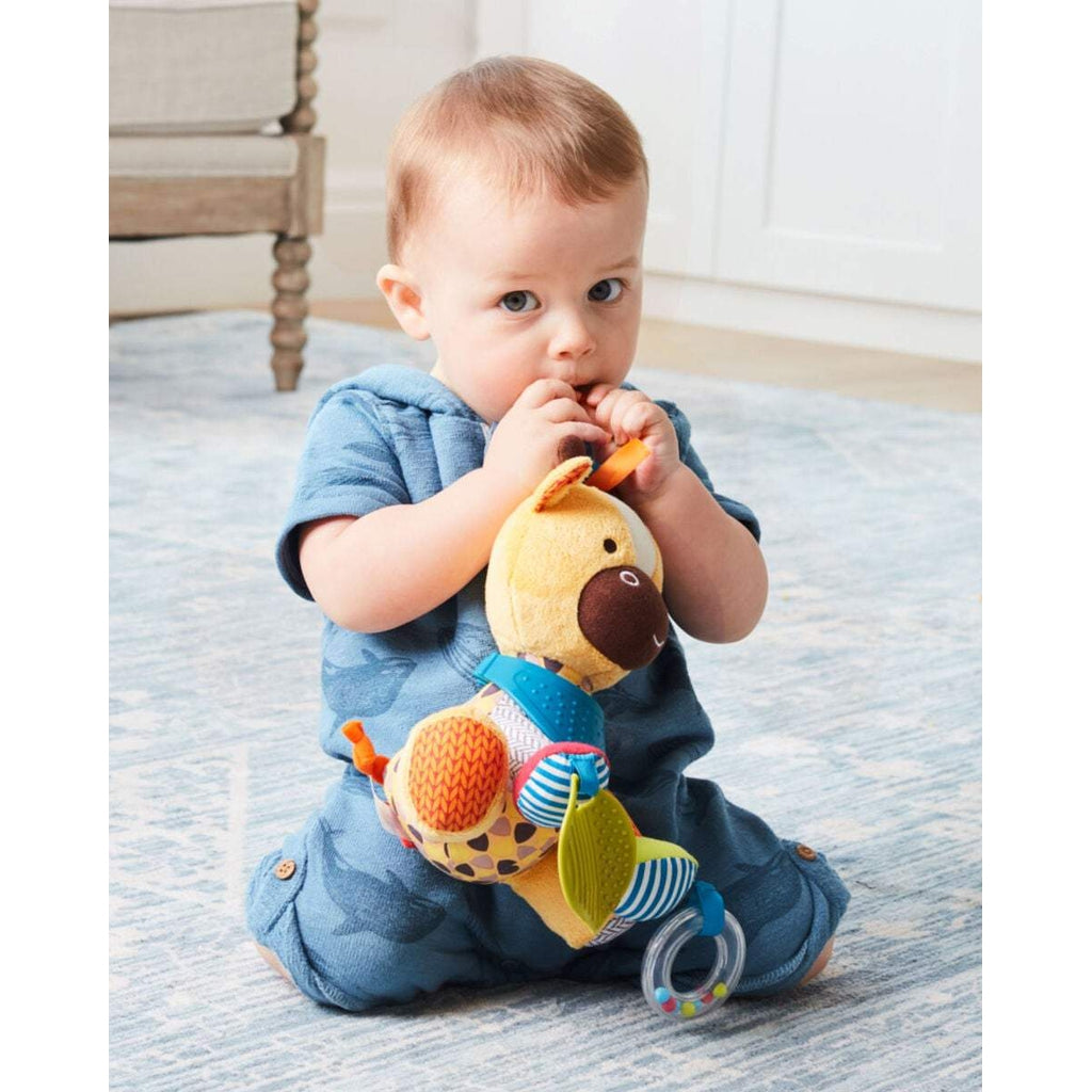 Skip Hop - Aktiviteettilelu Bandana Pals Kirahvi - Vauvan aktiviteettilelu - Skip Hop - - - - Muksukaskauppa.fi