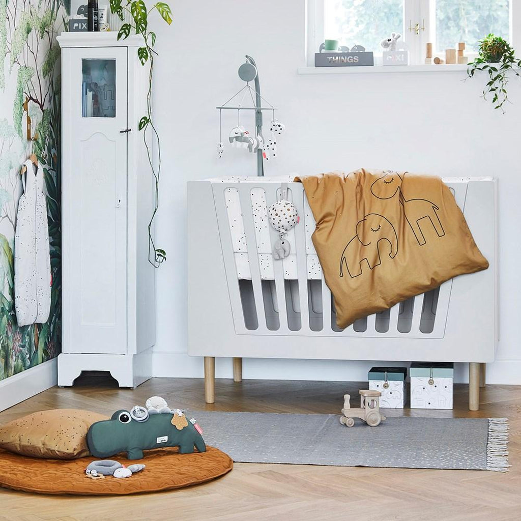 Done by Deer - Tummy Time Aktiviteettilelu Croco - Vauvan aktiviteettilelu - Done by Deer - Puuteri - - - Muksukaskauppa.fi